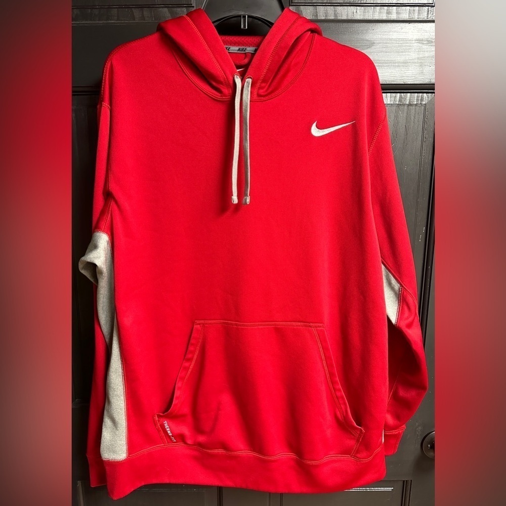 Nike ThermaFit Pullover Hoodie Red & Gray Men’s Size XL